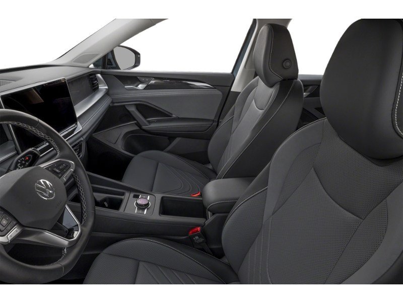 2025 Volkswagen Tiguan Comfortline 4MOTION Interior Shot 4