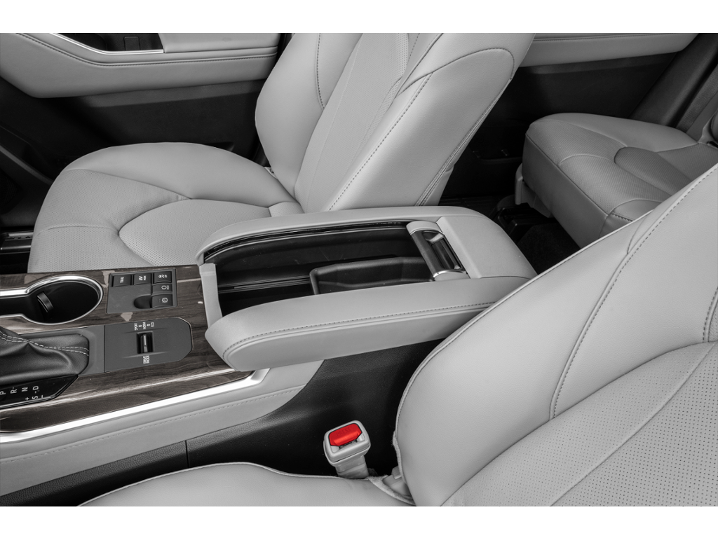 2026 toyota highlander-hybrid Interior