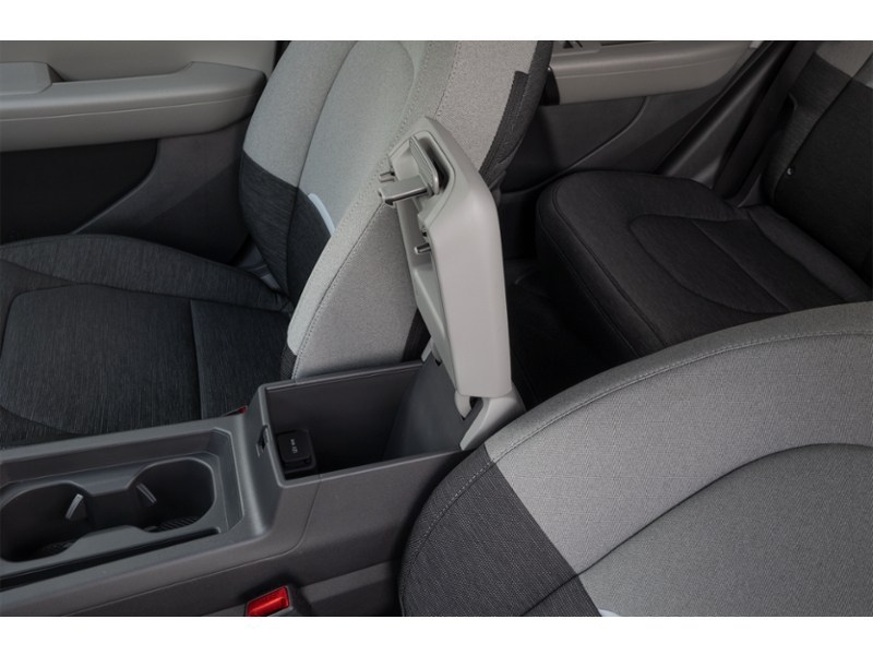 2027 Kia Seltos LX FWD Interior Shot 7