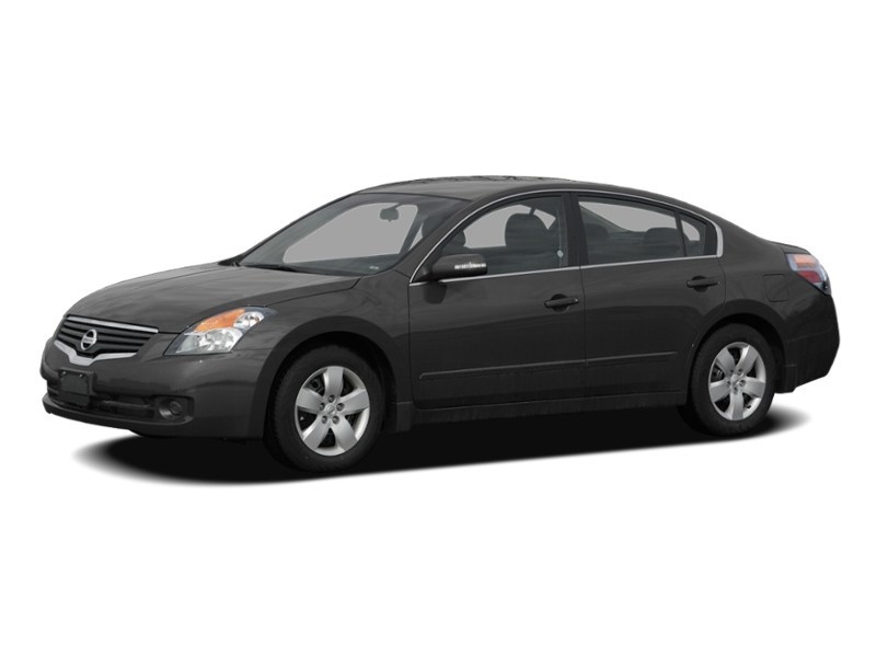 2008 Nissan Altima 4dr Sdn I4 Man 2.5 Ebony  Shot 2