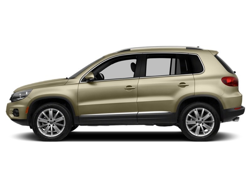 2013 Volkswagen Tiguan 4dr Auto Comfortline 4Motion White Gold Metallic  Shot 23