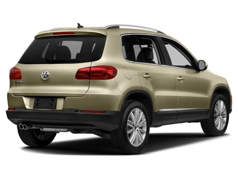 2013 Volkswagen Tiguan 4dr Auto Comfortline 4Motion White Gold Metallic  Shot 24