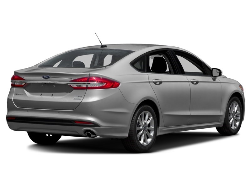 2018 Ford Fusion SE FWD Ingot Silver Metallic  Shot 2