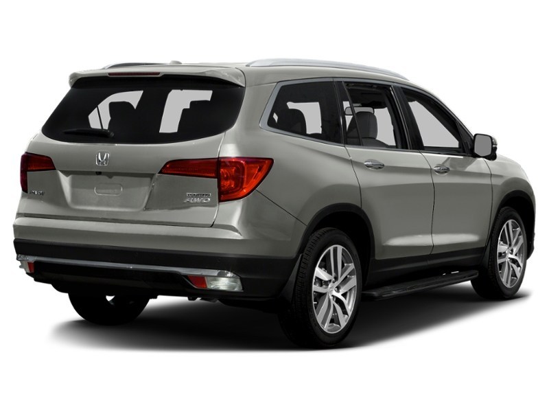 2016 Honda Pilot 4WD 4dr Touring Lunar Silver Metallic  Shot 42