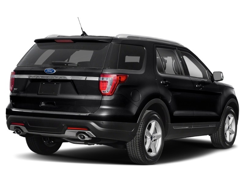 2018 Ford Explorer XLT 4WD Shadow Black  Shot 24