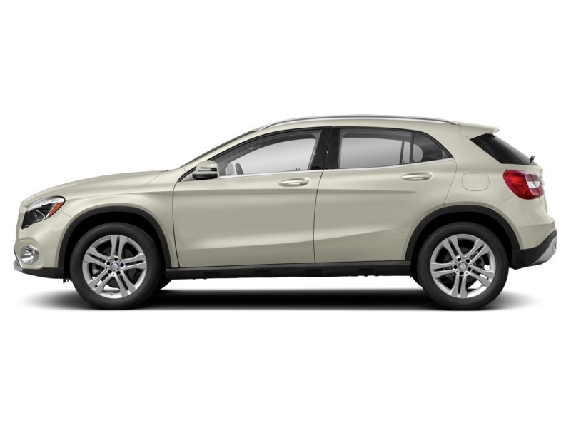 2018 Mercedes-Benz GLA 250 GLA 250 4MATIC SUV Polar White  Shot 5