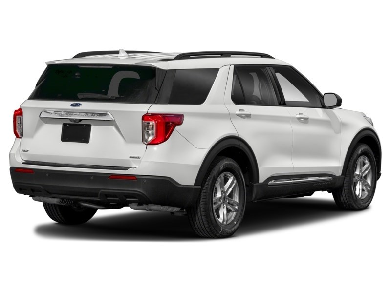 2022 Ford Explorer XLT 4WD Oxford White  Shot 6