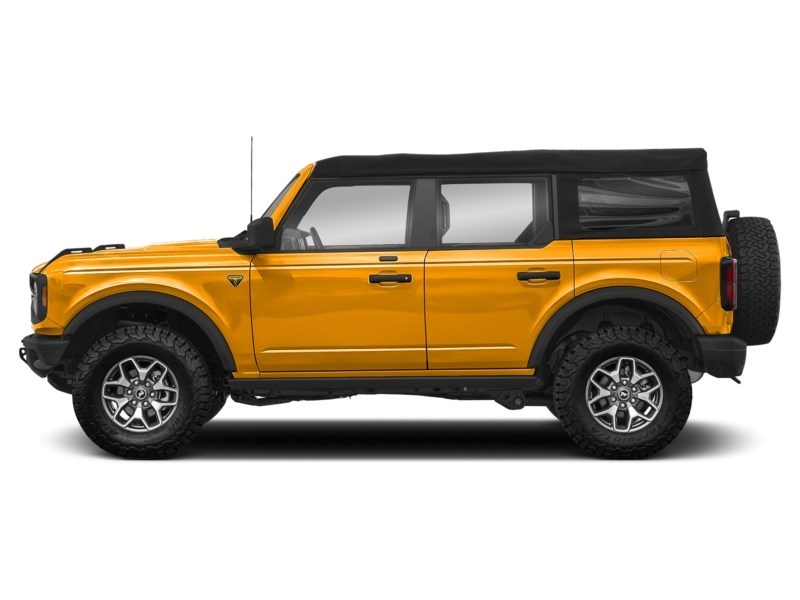 2021 Ford Bronco Badlands 4 Door Advanced 4x4 Cyber Orange Metallic Tri-Coat  Shot 47