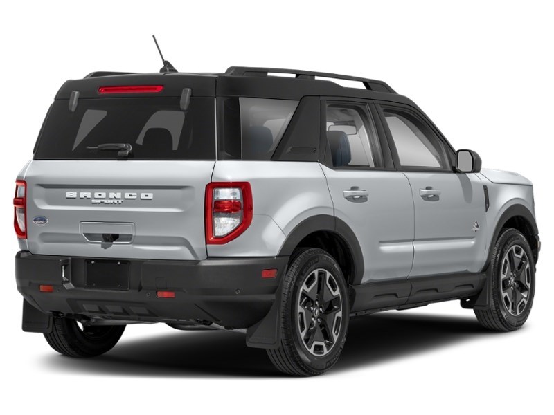 2021 Ford Bronco Sport Outer Banks | 4X4 | 1.5L | B&O | TOW | ADPTV CRUIS Iconic Silver Metallic  Shot 2