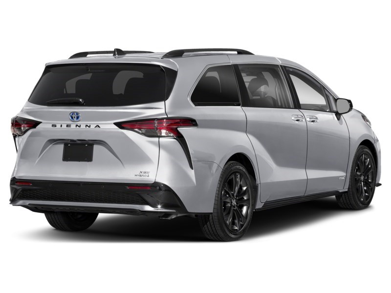 2023 Toyota Sienna XSE 7-Passenger AWD Celestial Silver Metallic  Shot 6
