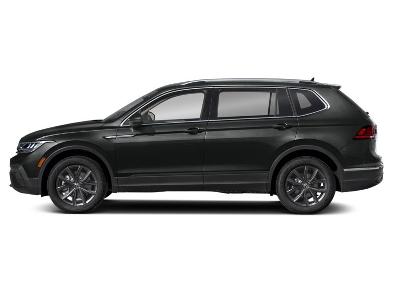 2024 Volkswagen Tiguan Comfortline 4MOTION Deep Black Pearl  Shot 5