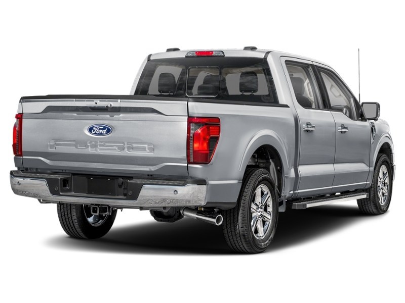 2025 Ford F-150 XLT 4WD SuperCrew 5.5' Box Iconic Silver Metallic  Shot 43