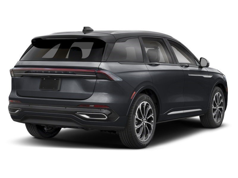 2026 Lincoln Nautilus Reserve AWD Infinite Black Metallic Clearcoat  Shot 2