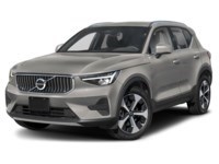 2025 Volvo XC40 B5 AWD Ultra Dark Theme