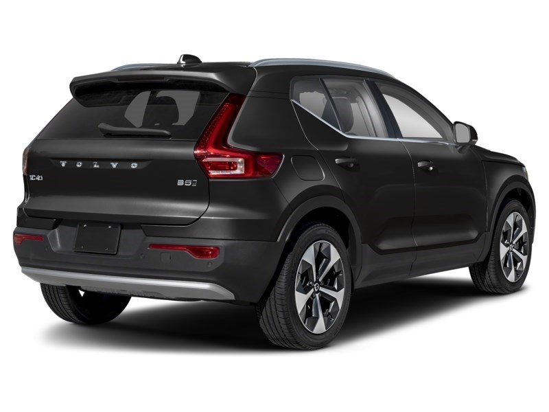 2025 Volvo XC40 B5 AWD Ultra Dark Theme Onyx Black Metallic  Shot 15