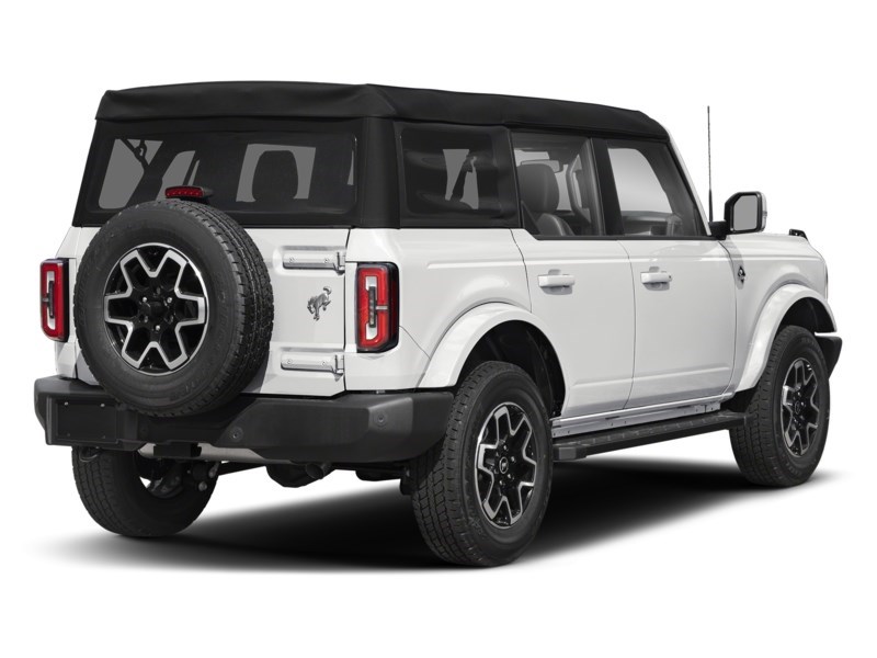 2026 Ford Bronco Outer Banks 4 Door 4x4 Oxford White  Shot 2