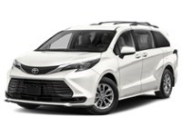 2026 Toyota Sienna LE 8-Passenger AWD White  Shot 4